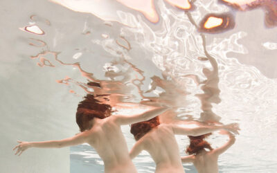 Sensualità in danza, i nudi subacquei di Ed Freeman