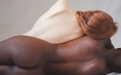 L'armonica passione di due corpi in contrasto, Camila Falquez