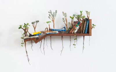 Un'indomabile natura, cresce sugli oggetti quotidiani nelle sculture di Camille Kachani