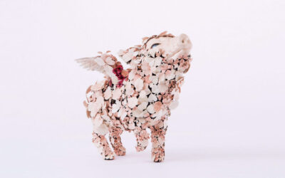 I fiori di metallo nelle sculture animali di Taiichiro Yoshida