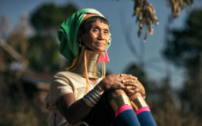 Le donne della cultura Padaung fotografate in Myanmar