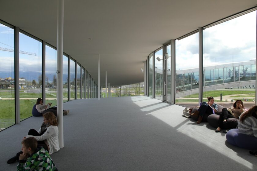 Rolex Learning Center