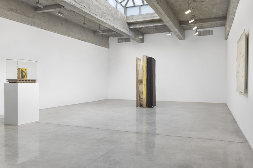 Mark Manders