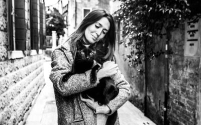 I gatti che popolano Venezia nelle fotografie di Marianna Zampieri