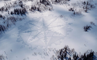 La Snow Art di Simon Beck sulle Alpi